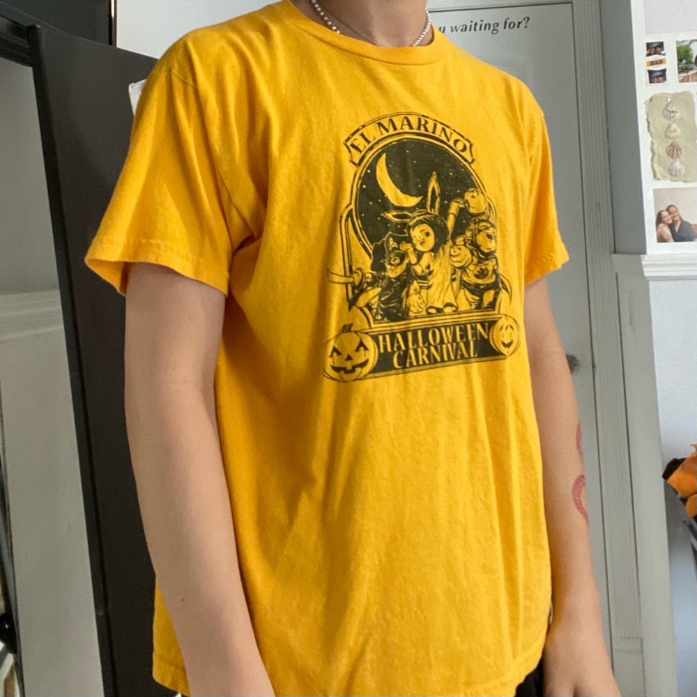 yellow shirt